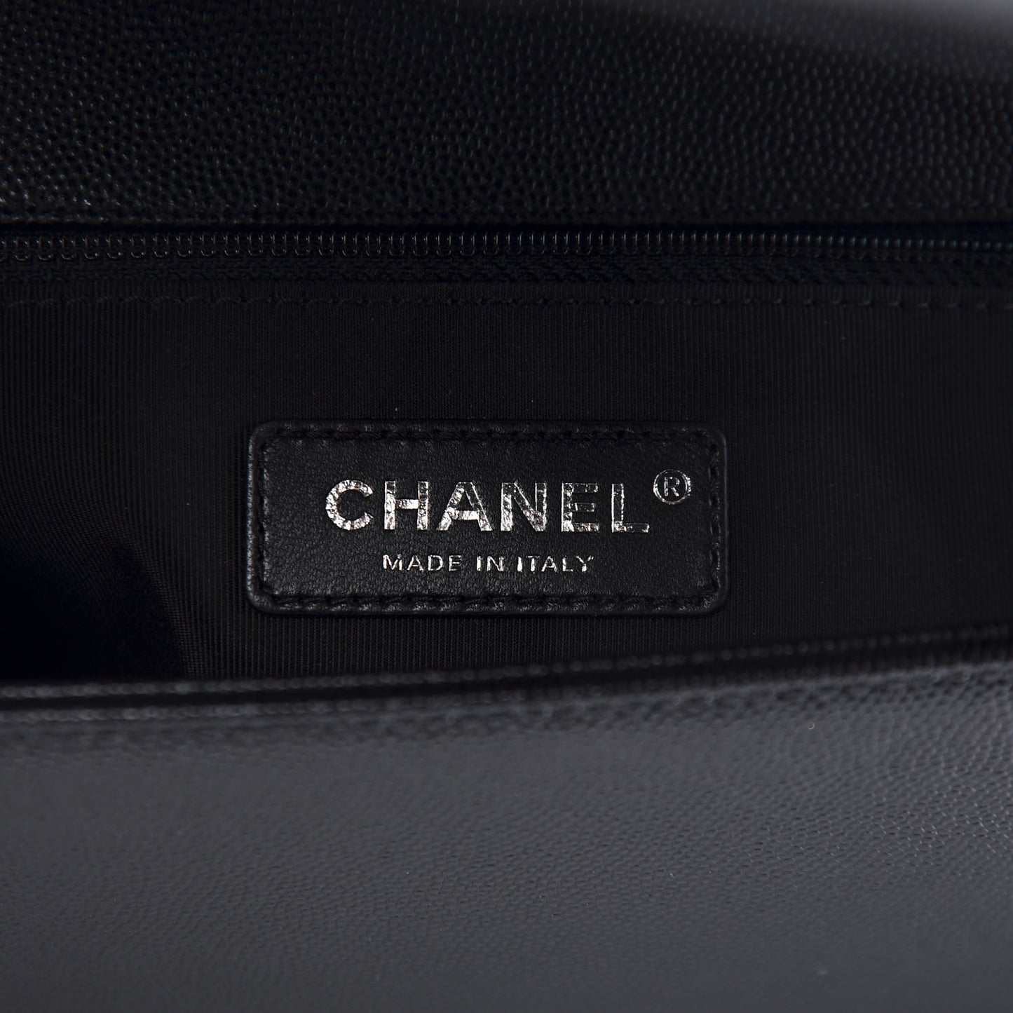 Caviar Quilted New Medium Boy Flap Black