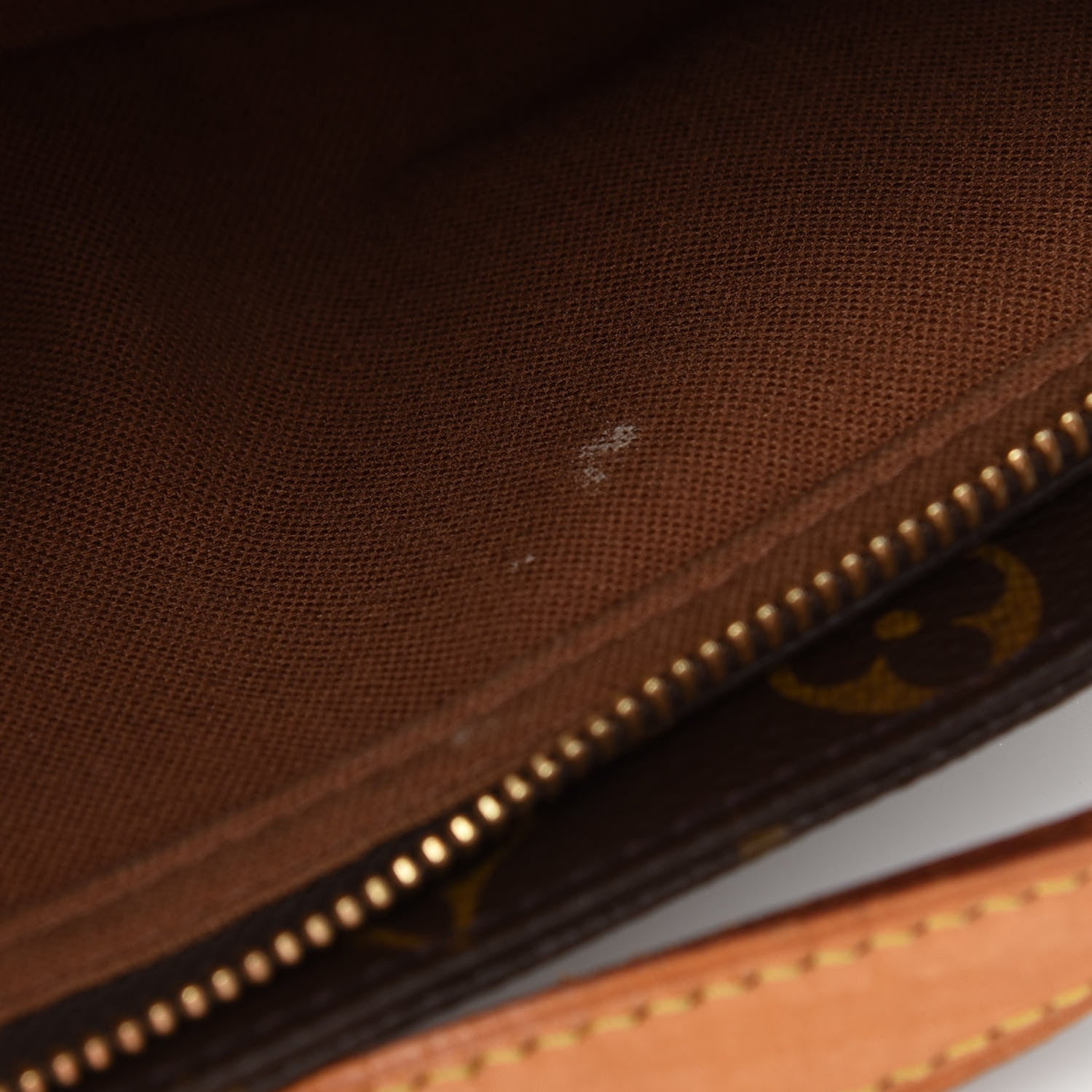 Louis Vuitton Monogram Trotteur 9 of 13