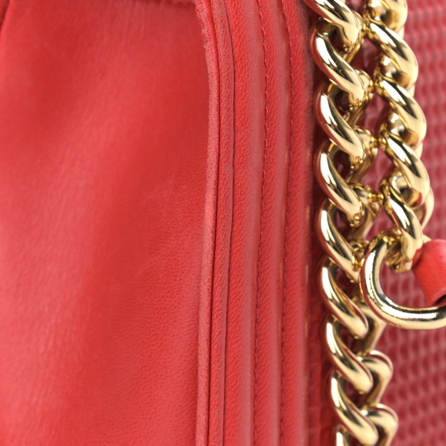 Lambskin Embossed New Medium Boy Cube Flap Red