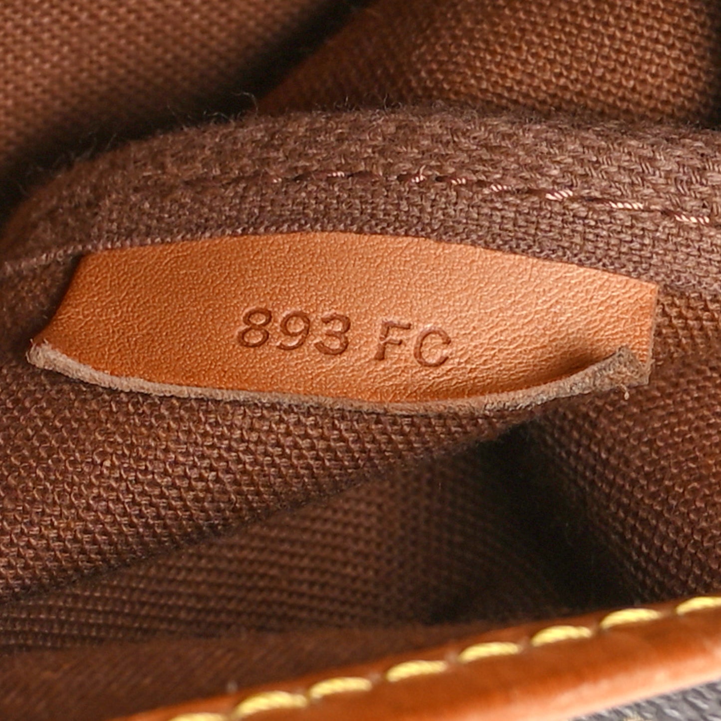 Monogram Saumur 43