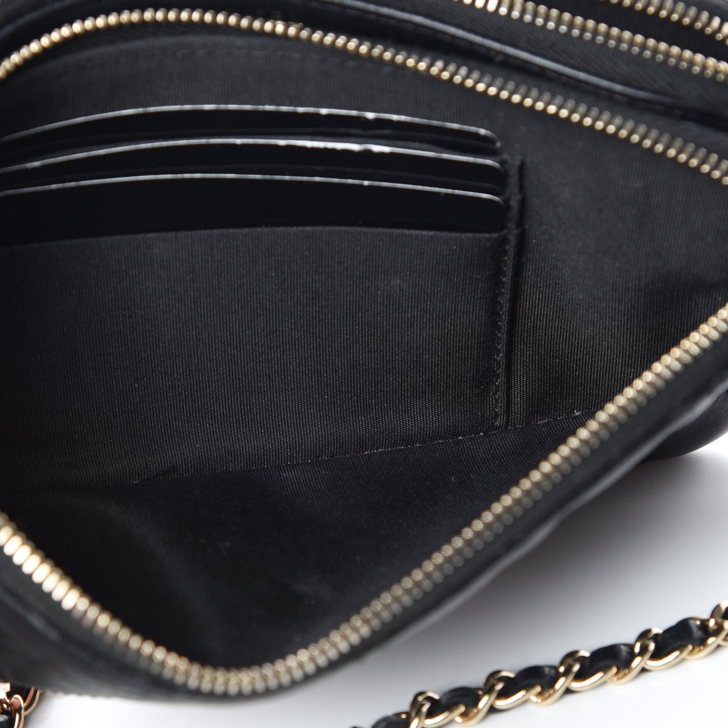 Iridescent Lambskin Quilted Pearl Clutch With Chain Black