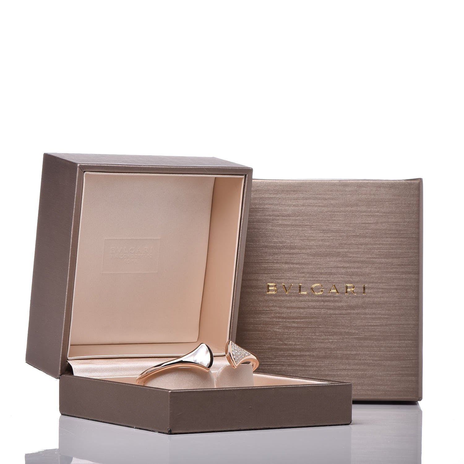 Bulgari 18K Rose Gold Diamond Mother of Pearl Divas Dream Bracelet 5 of 5