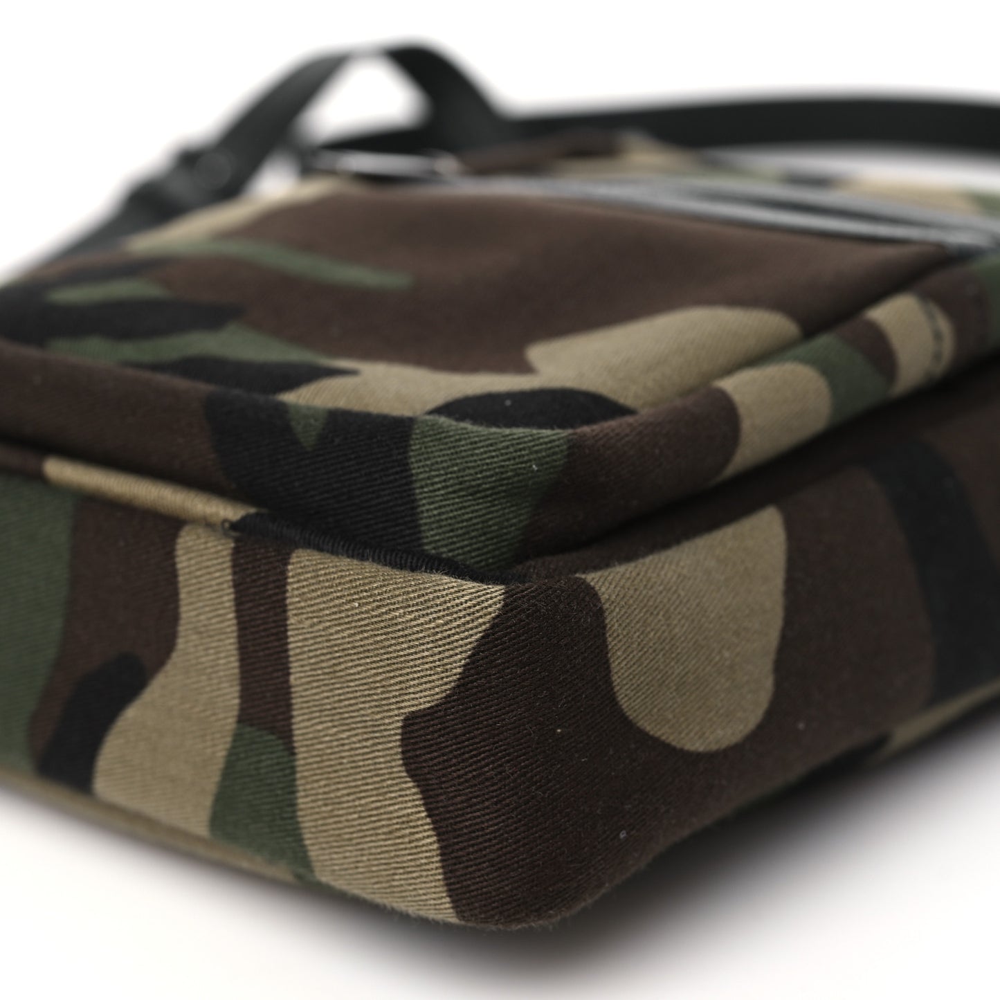 Canvas Calfskin Camouflage Sid Messenger Bag Green