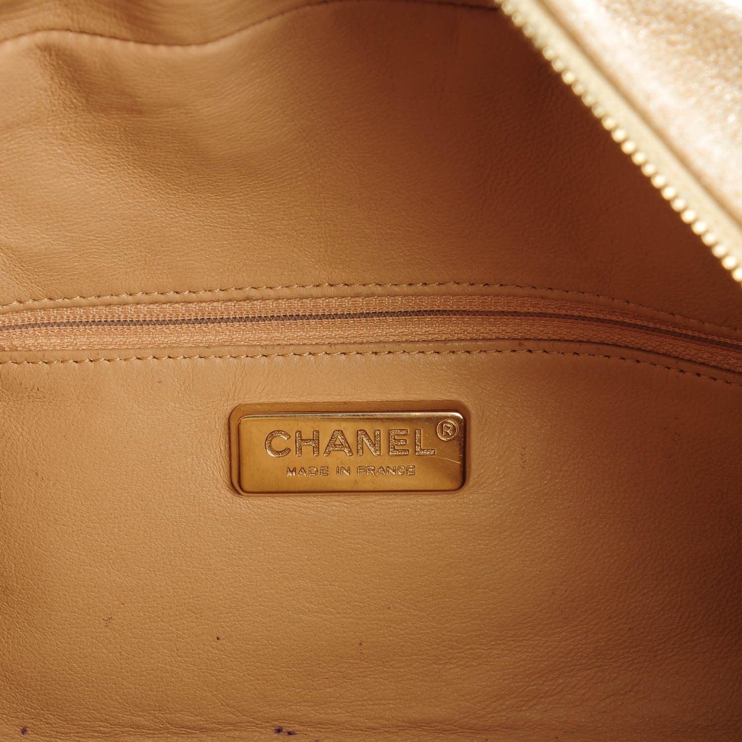 Chanel Metallic Goatskin Medium Luxe Ligne Bowler Tote Gold 7 of 8