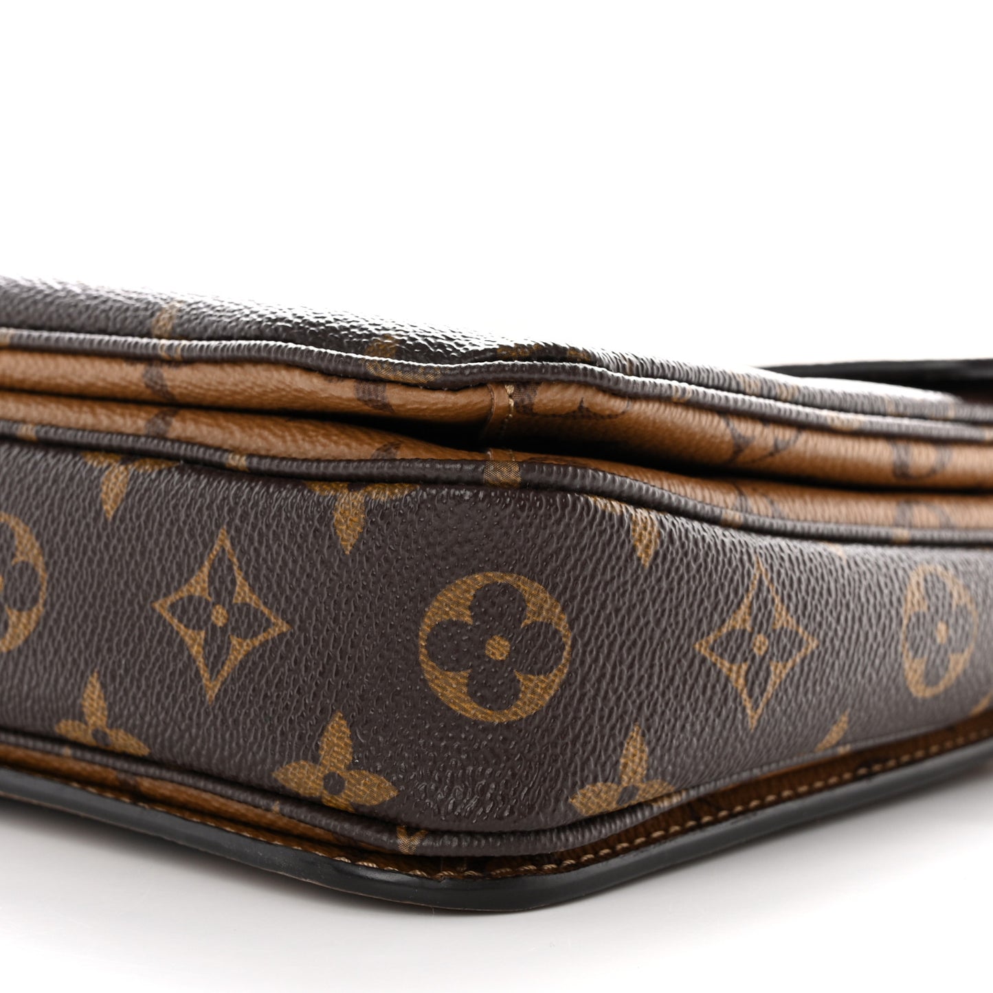 Reverse Monogram Pochette Metis