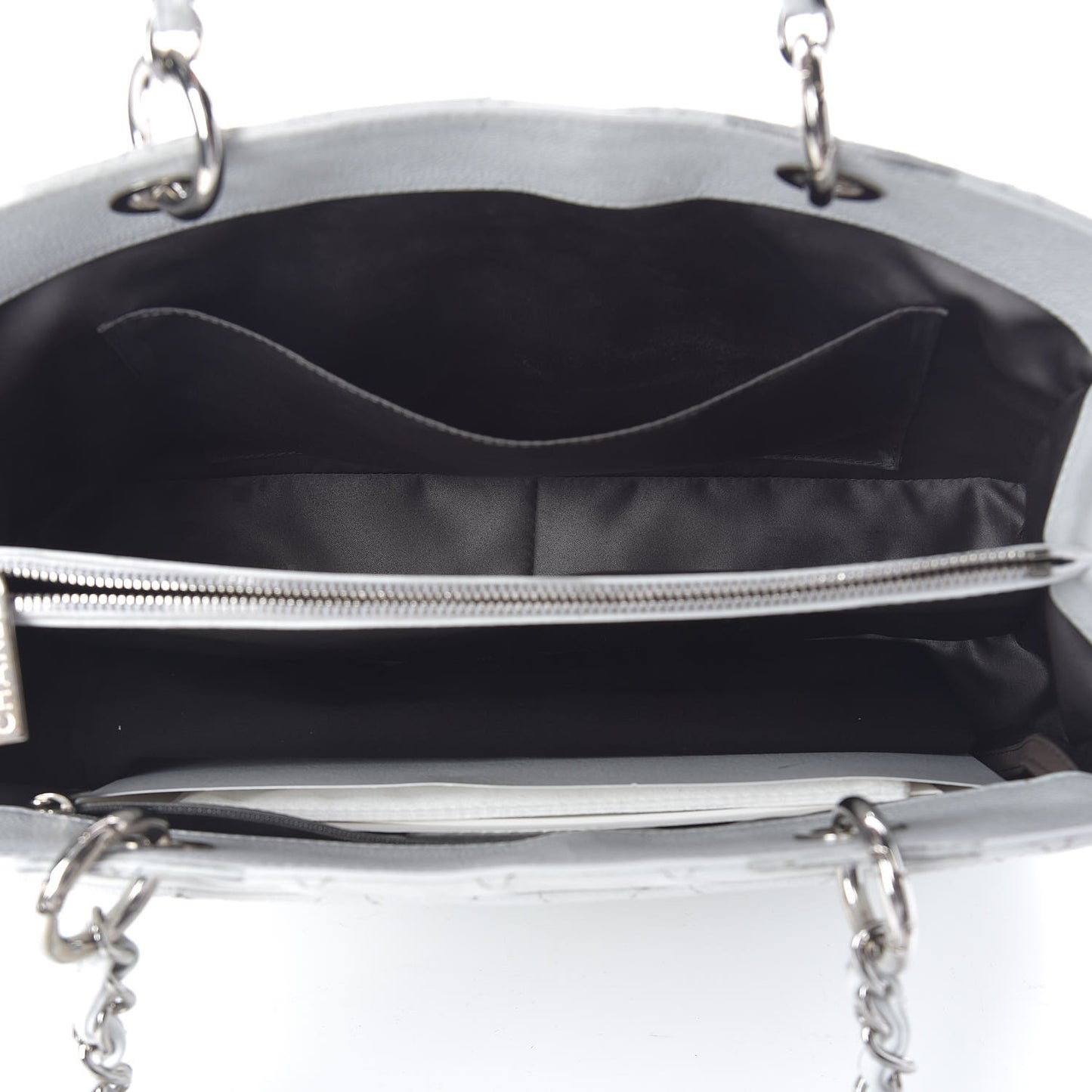 Caviar Quilted Grand Shopping Tote GST White