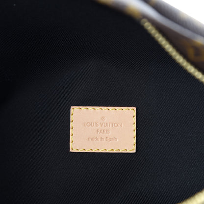 Louis Vuitton Monogram Bumbag 8 of 11