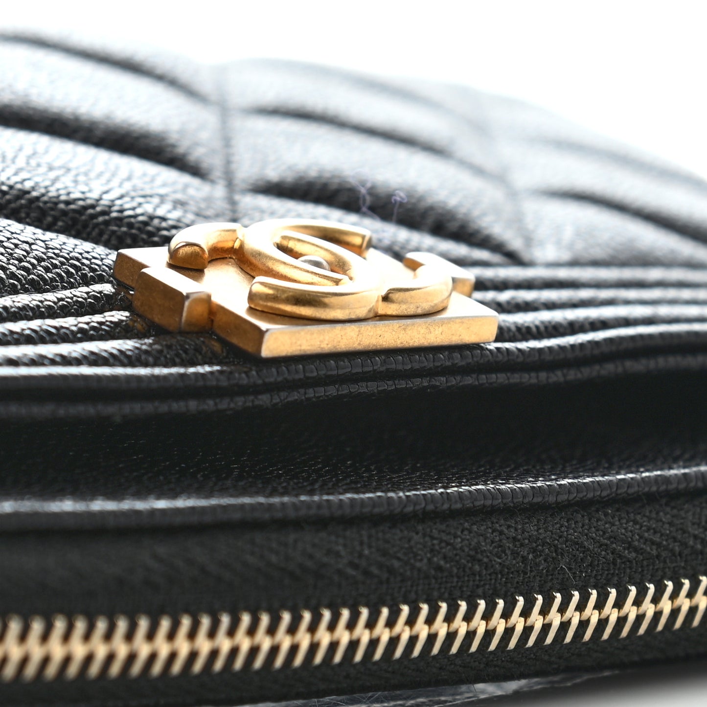 Caviar Quilted Classic Zip Boy Pouch Black