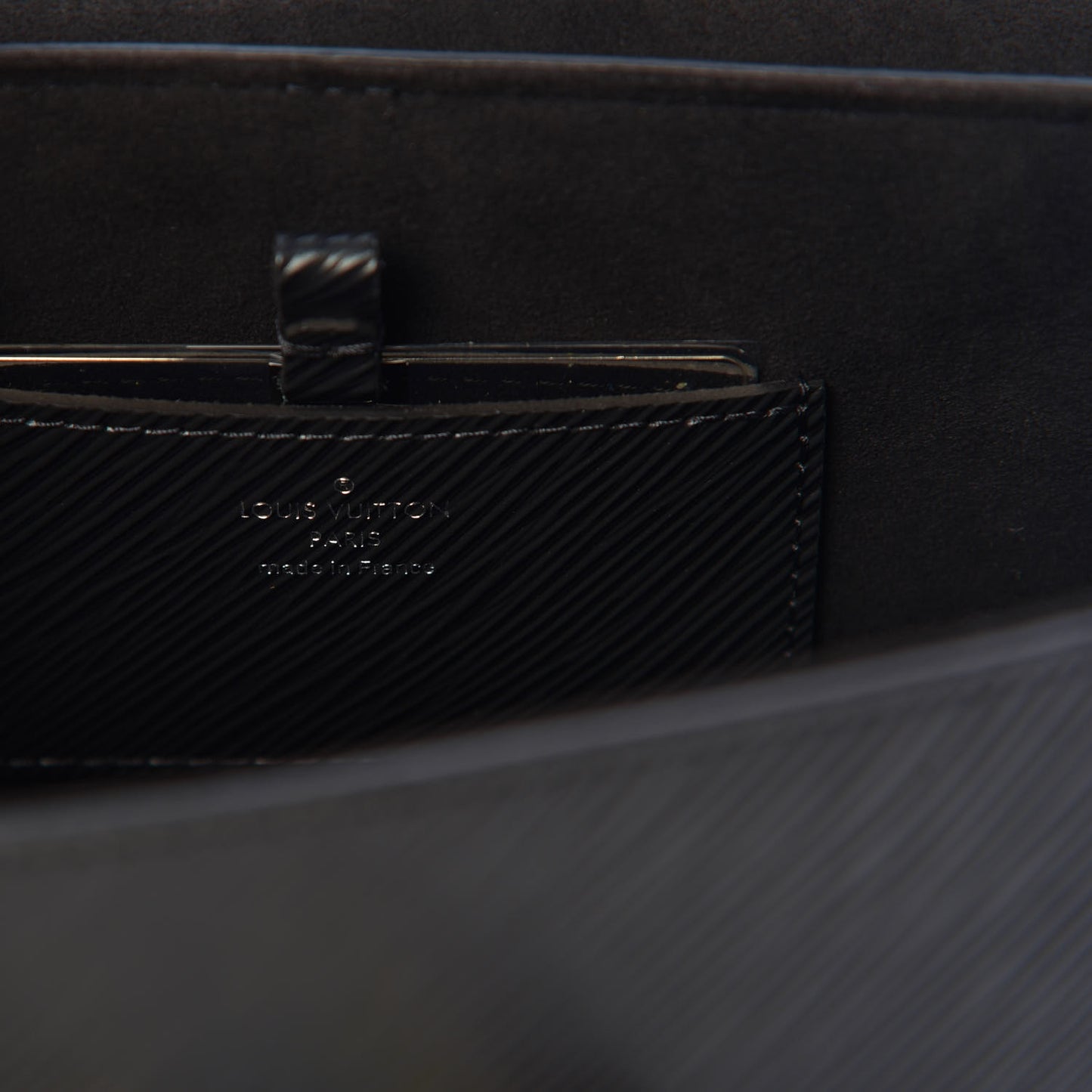 Epi Limited Edition Twist Shoulder Bag MM Black