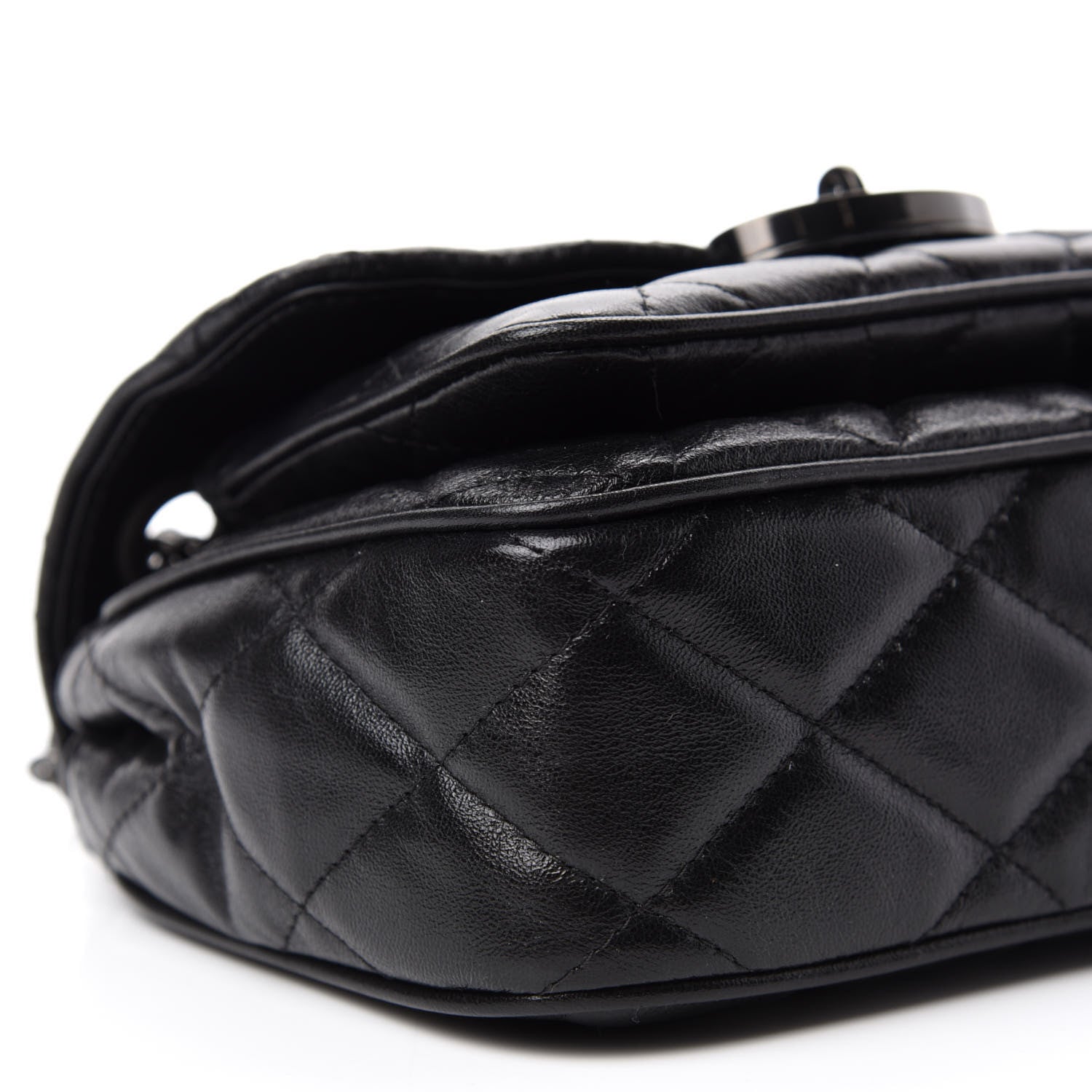 Mulberry Shiny Calfskin Quilted Mini Darley Shoulder Bag Black 7 of 11