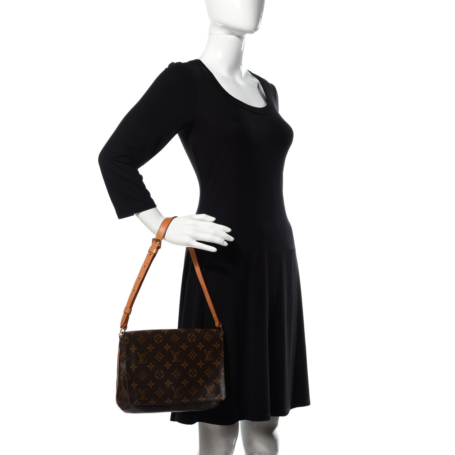 Louis Vuitton Monogram Musette Tango 2 of 10