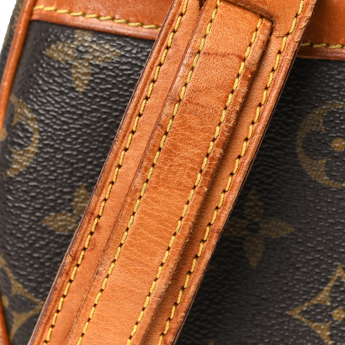 Louis Vuitton Monogram Blois 12 of 13