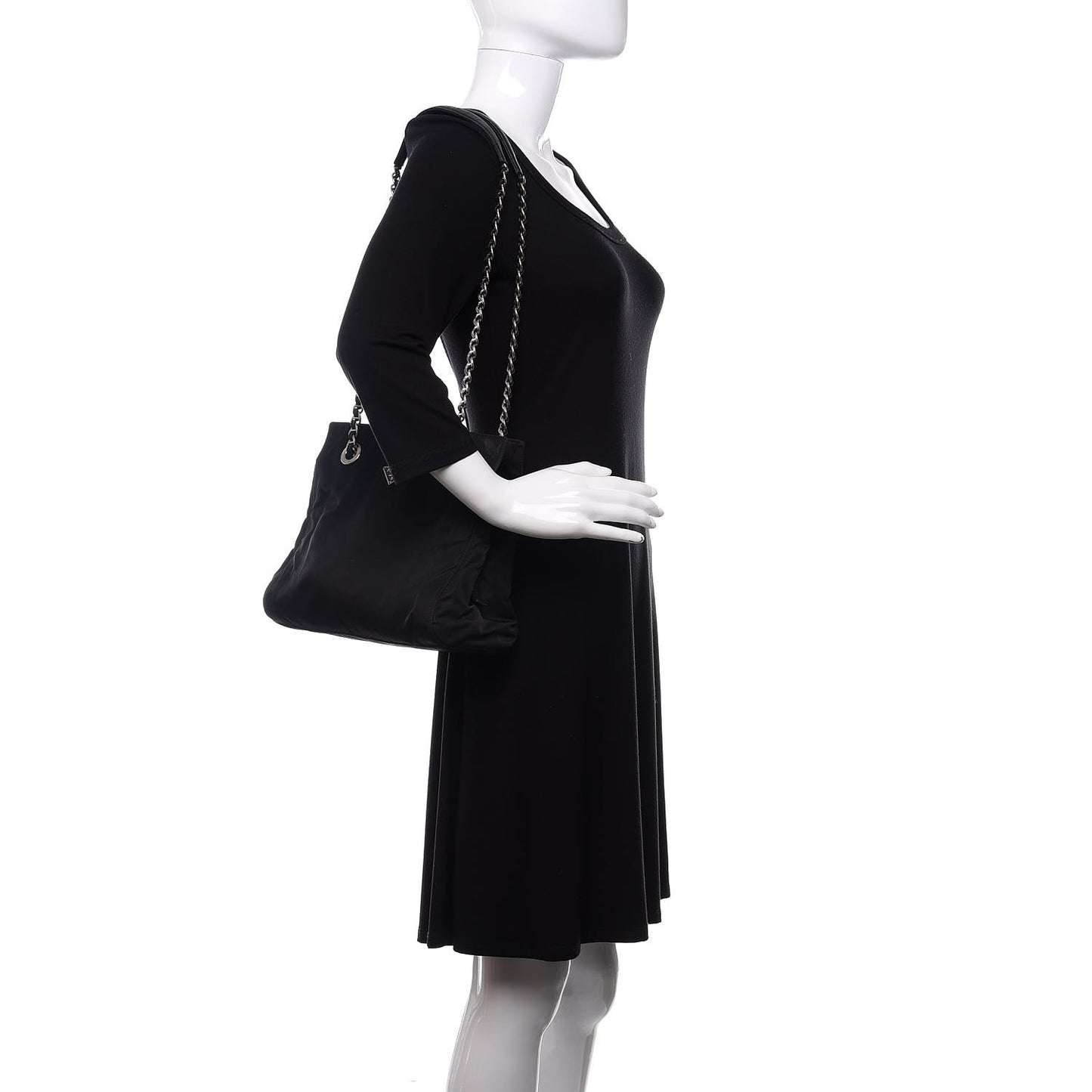 Nylon Tessuto Acciaio Chain Shoulder Bag Black