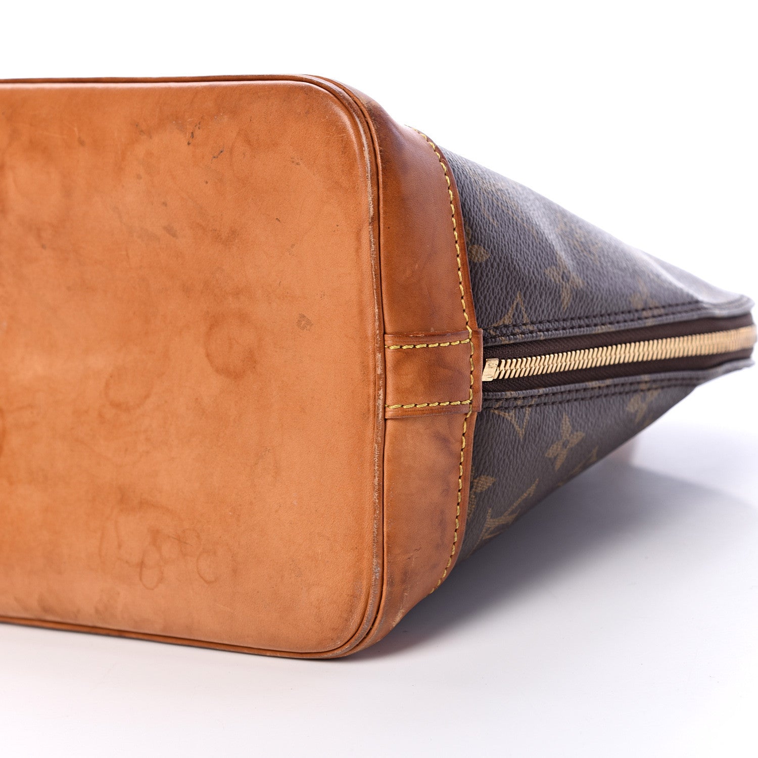 Louis Vuitton Monogram Alma PM 10 of 19