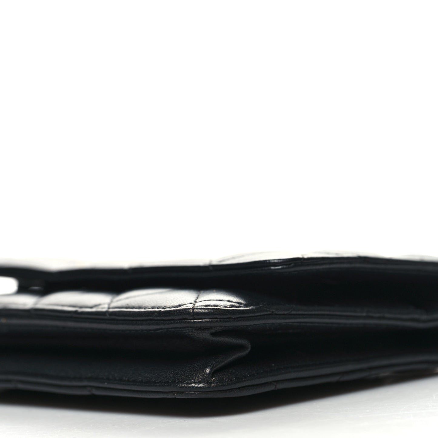 Lambskin Quilted Wallet On Chain WOC Black