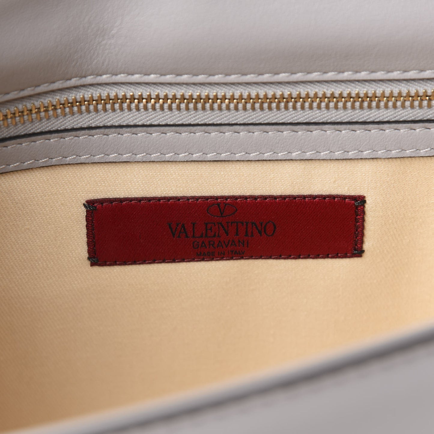 Vitello Medium Glam Lock Rockstud Flap Pastel Grey