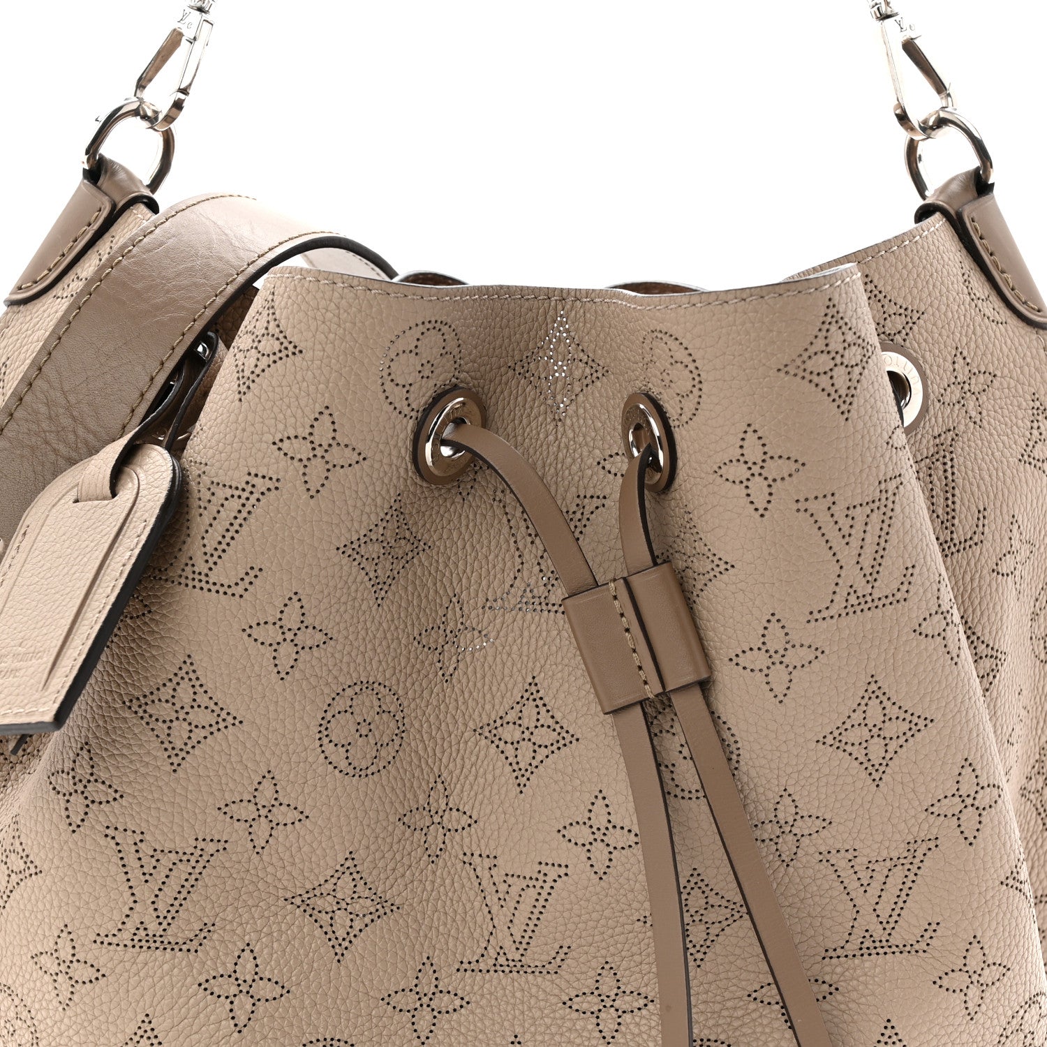 Louis Vuitton Mahina Muria Galet 7 of 10