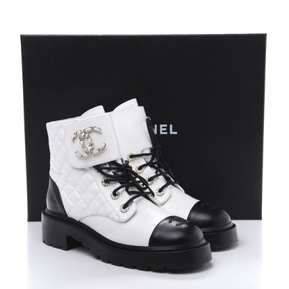 Chanel Shiny Goatskin Calfskin Quilted Lace Up Combat Boots 38.5 White Black 8 of 8