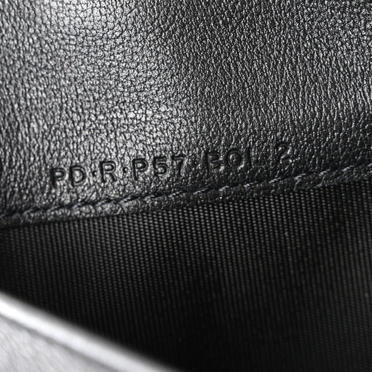 VALENTINO GARAVANI Vitello Rockstud Top Handle Travel Wallet Black