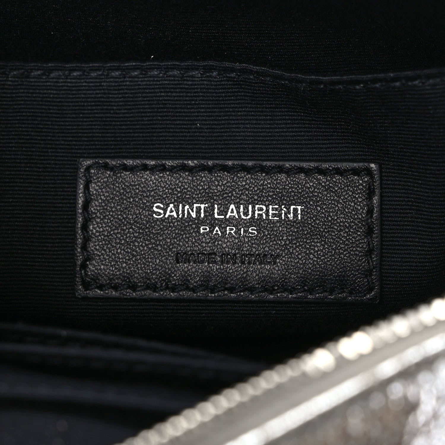 Saint Laurent Metallic Lambskin Monogram Lou Belt Bag Argento 5 of 7