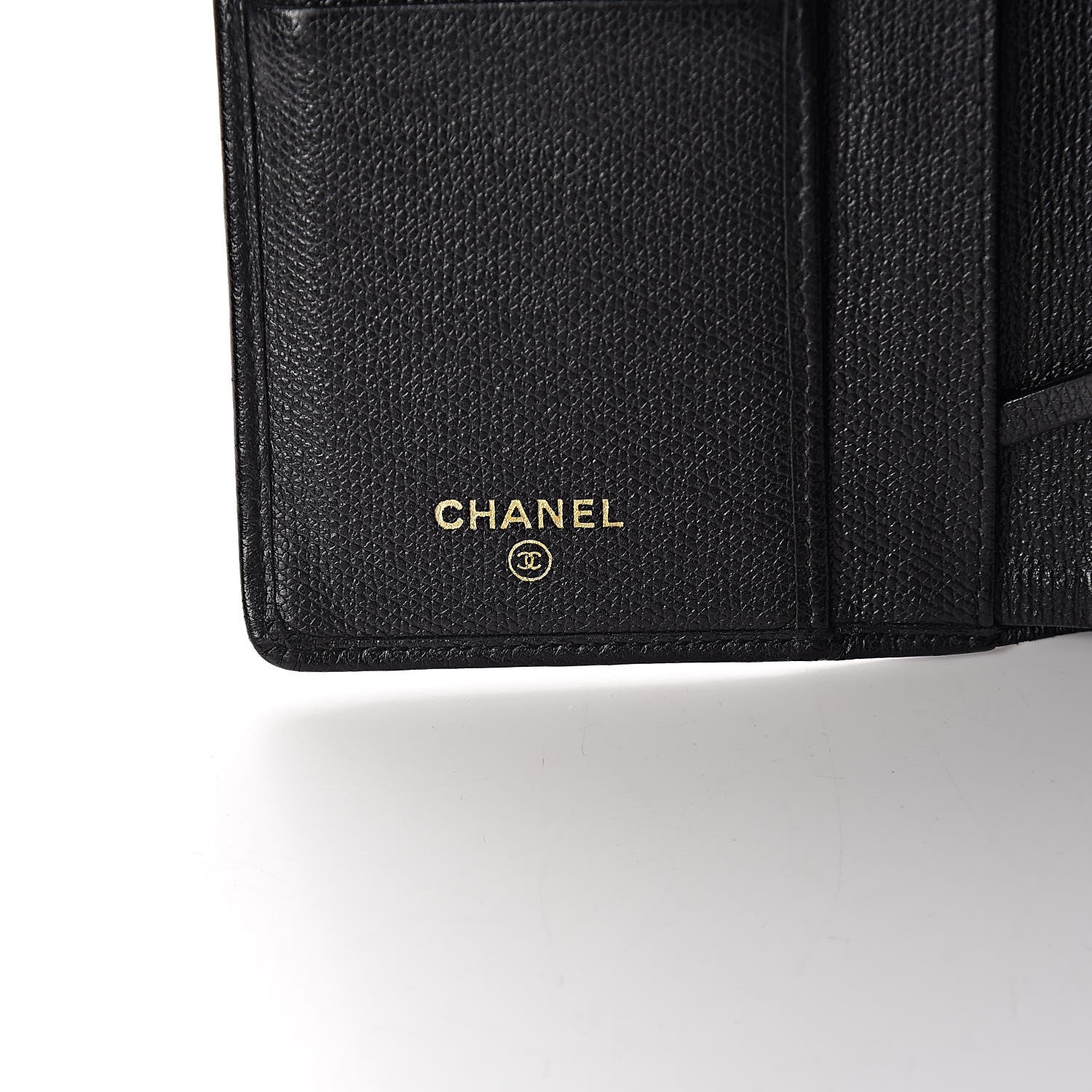 Chanel Grained Calfskin CC Button Yen Wallet Black 6 of 14