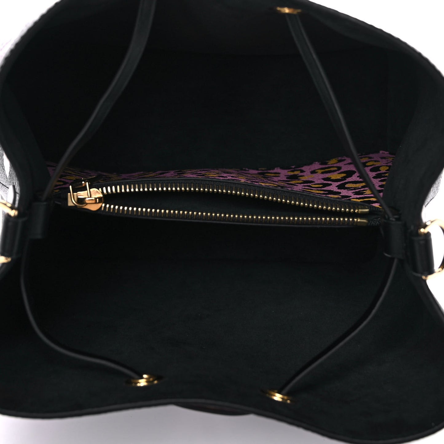 Monogram Giant Wild At Heart Neonoe MM Black