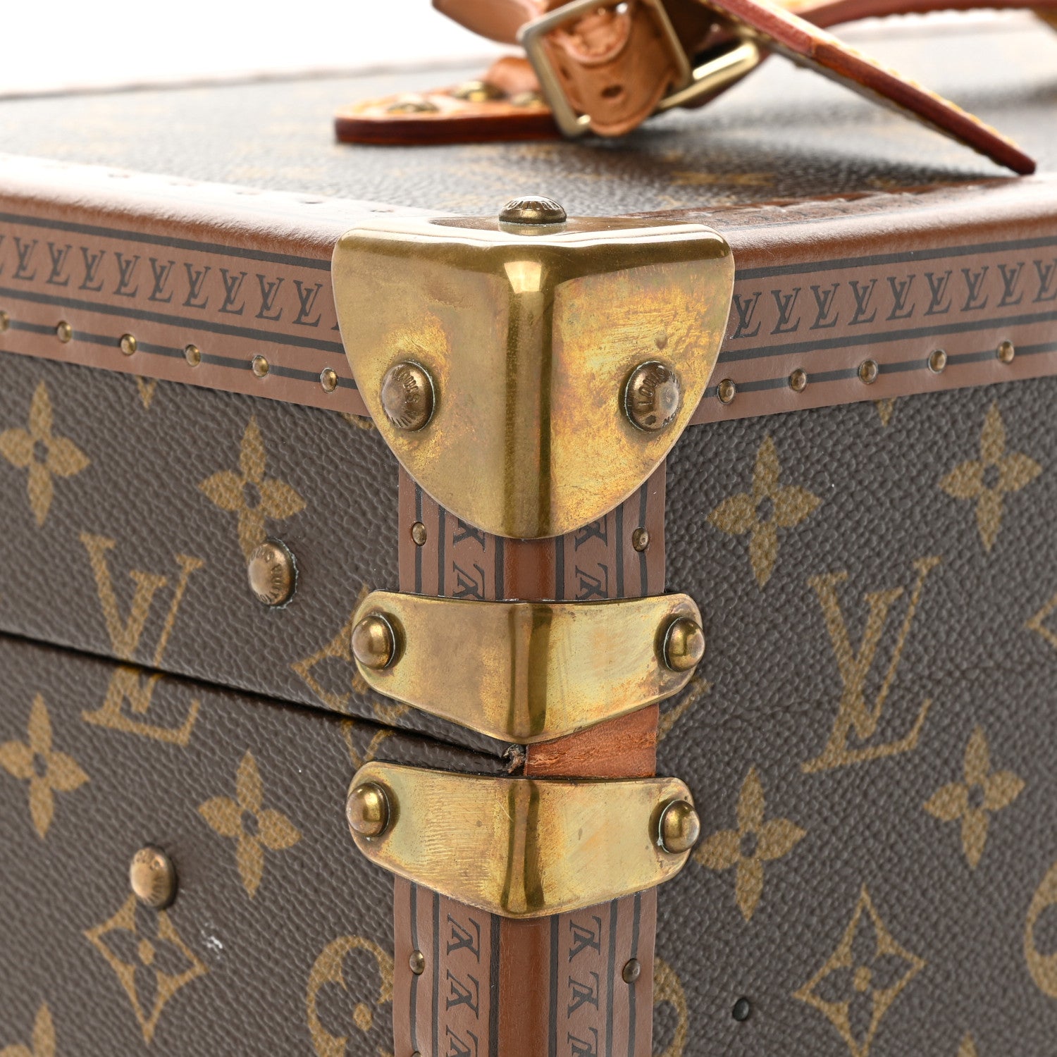 Louis Vuitton Monogram Boite Pharmacie Toiletry Case 26 of 32