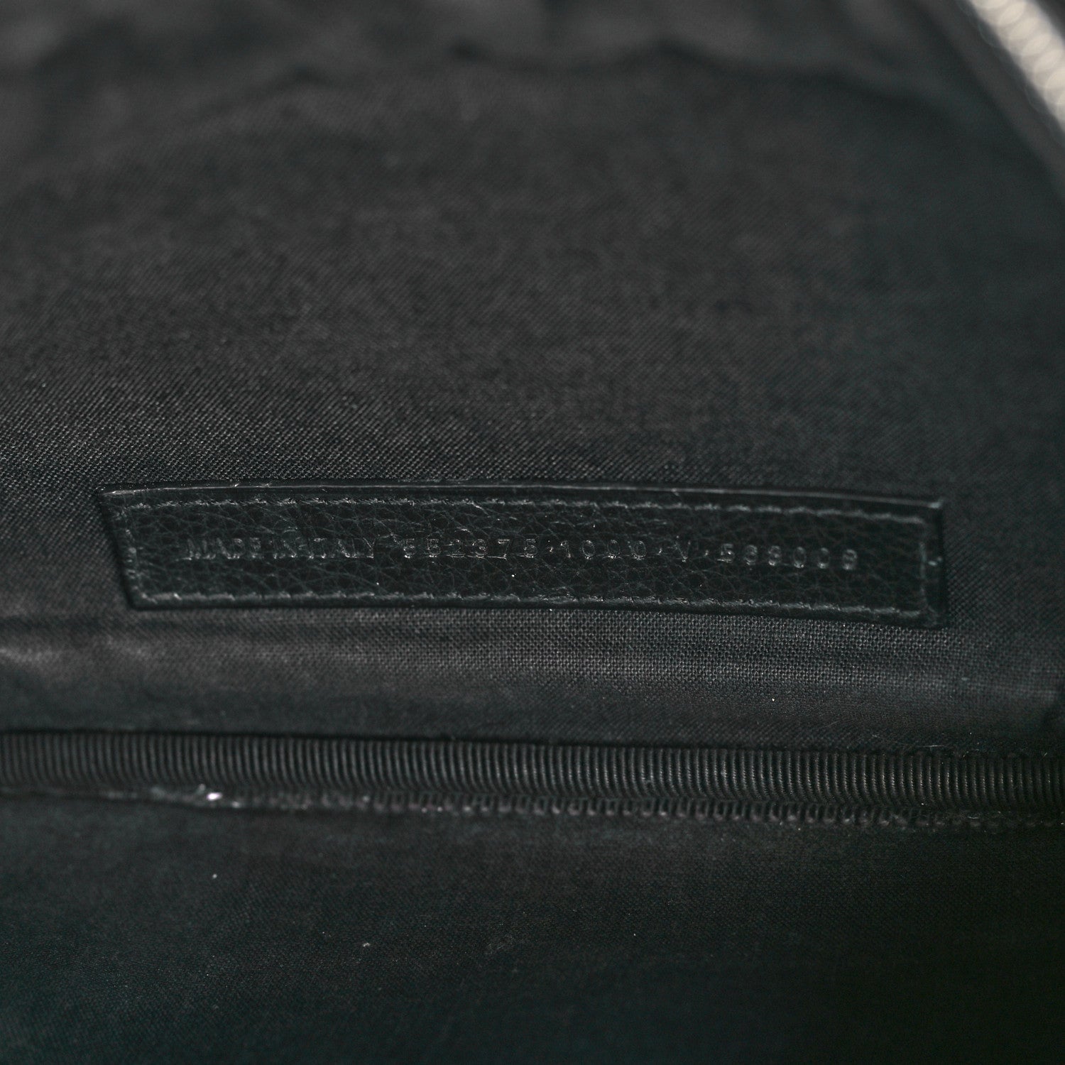 Balenciaga Smooth Calfskin Logo Large Everyday Beltpack Black White 7 of 11
