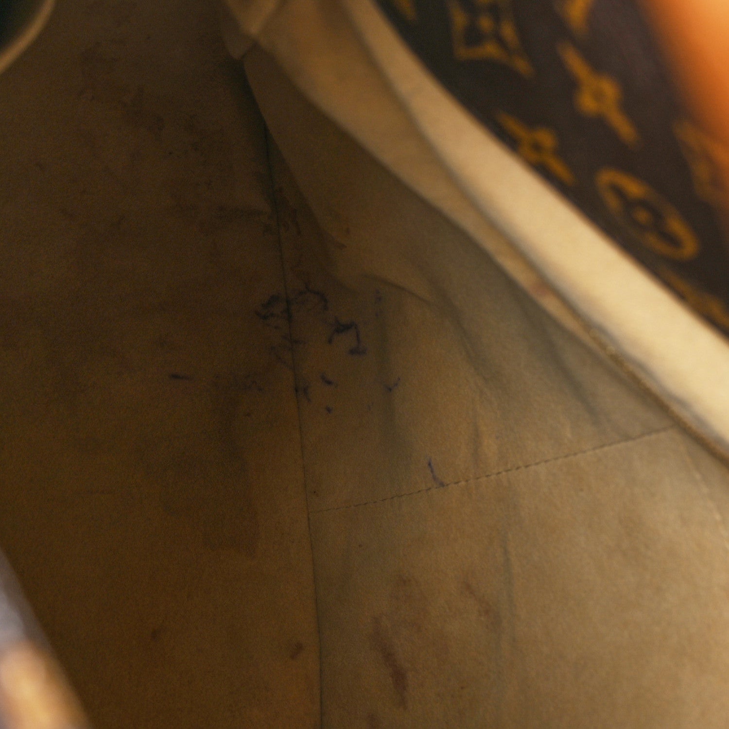 Louis Vuitton Monogram Artsy MM 13 of 13