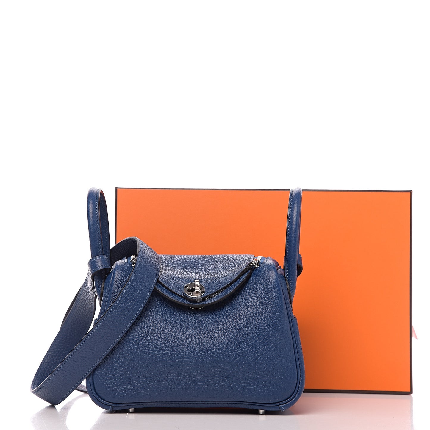 Taurillon Clemence Mini Lindy 20 Deep Bleu