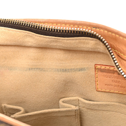 Louis Vuitton Monogram Hudson GM 10 of 23