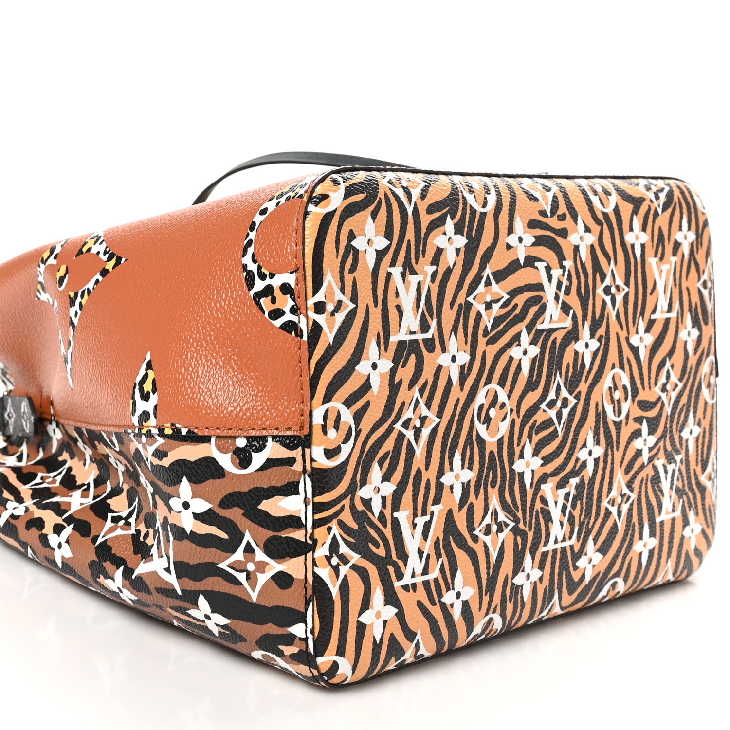Louis Vuitton Monogram Giant Jungle NeoNoe Caramel 8 of 9