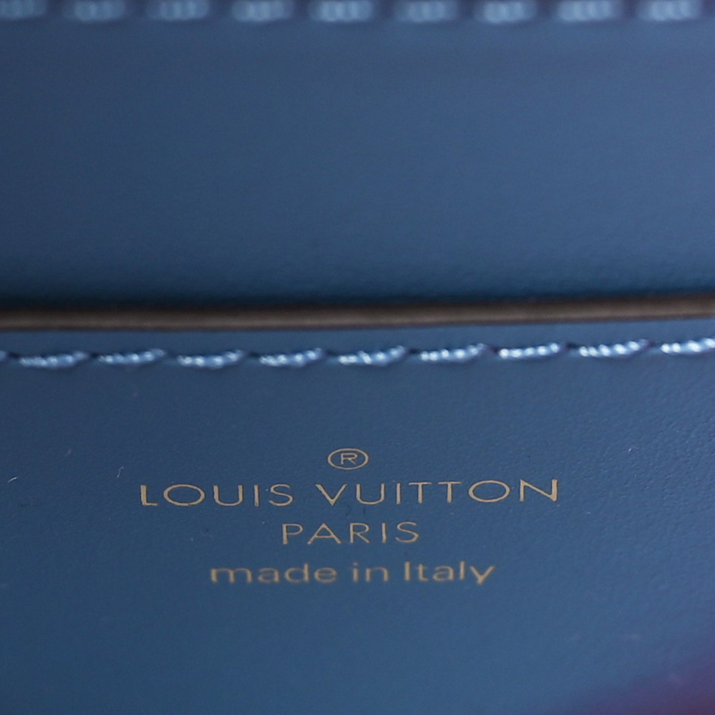 Smooth Calfskin LV Pont 9 Bleu Orage