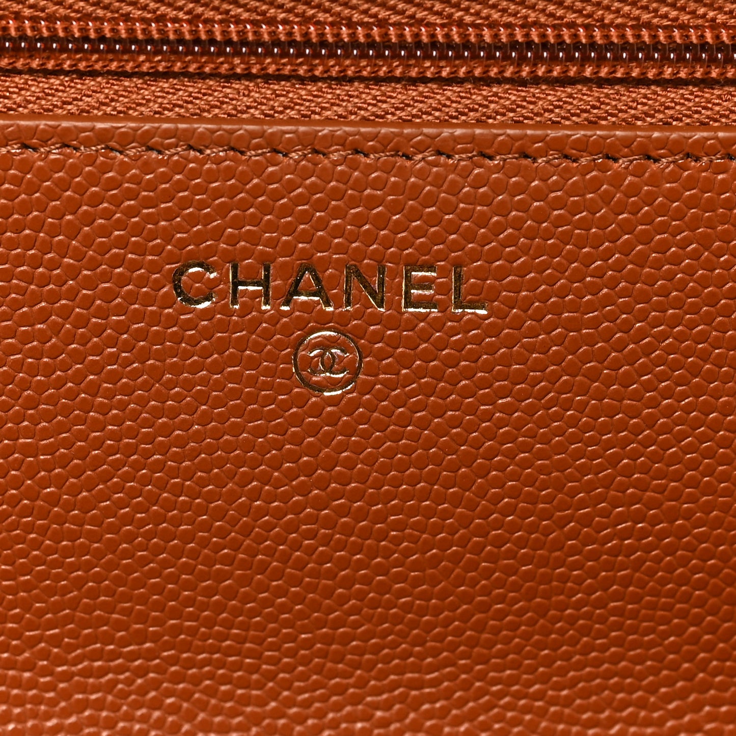 Shiny Caviar Quilted Strass Wallet On Chain WOC Light Brown