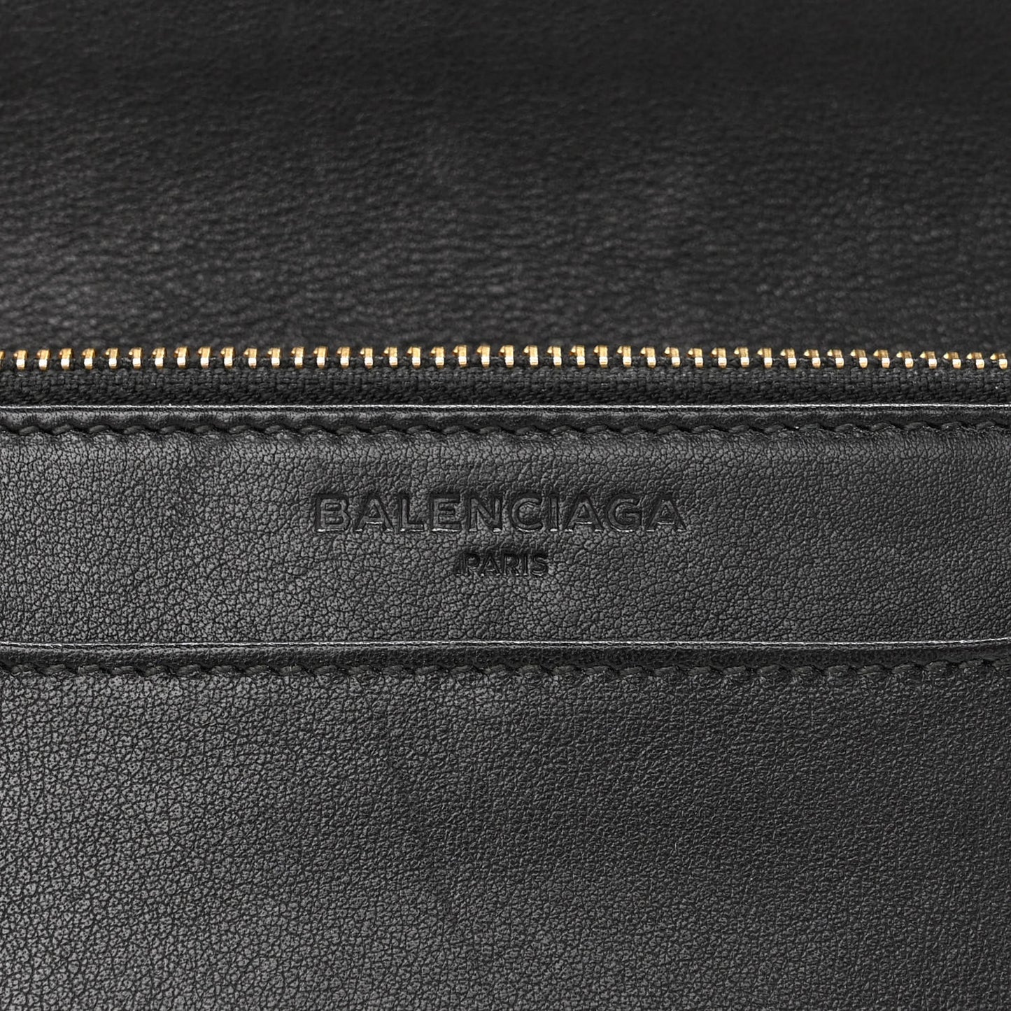 Veau Amp Plate Gold Chain Wallet Black