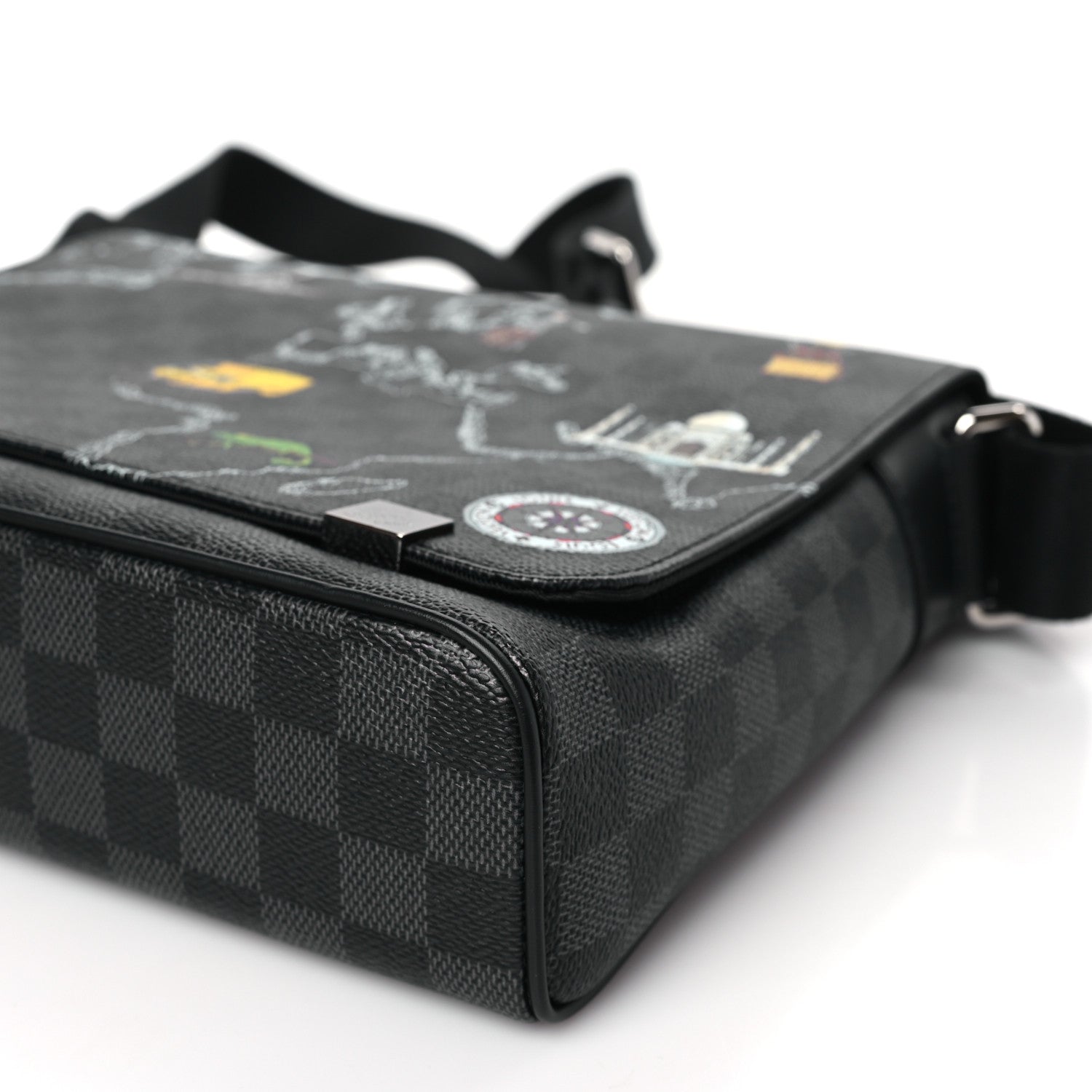 Louis Vuitton Damier Graphite World Map District PM 8 of 9