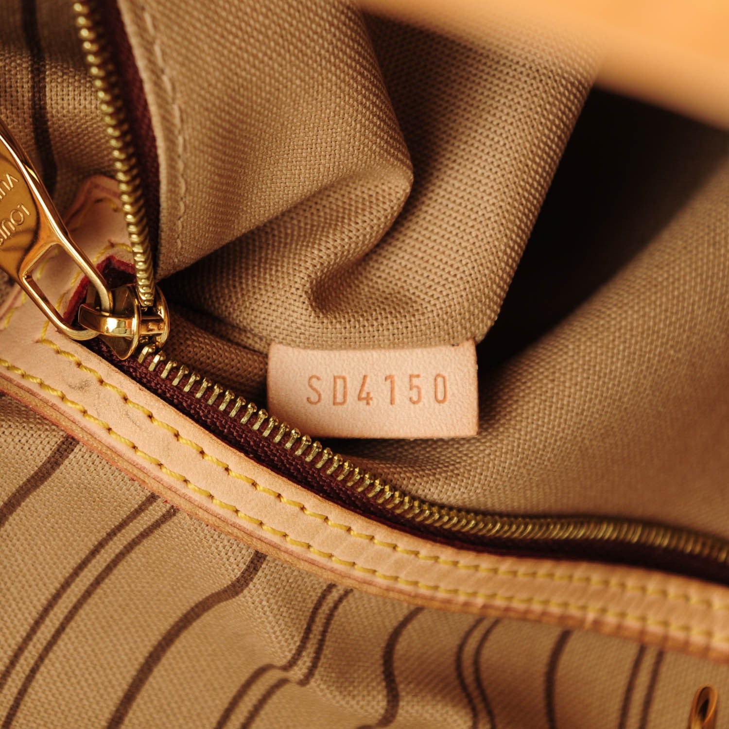 Louis Vuitton Monogram Delightful GM 7 of 8