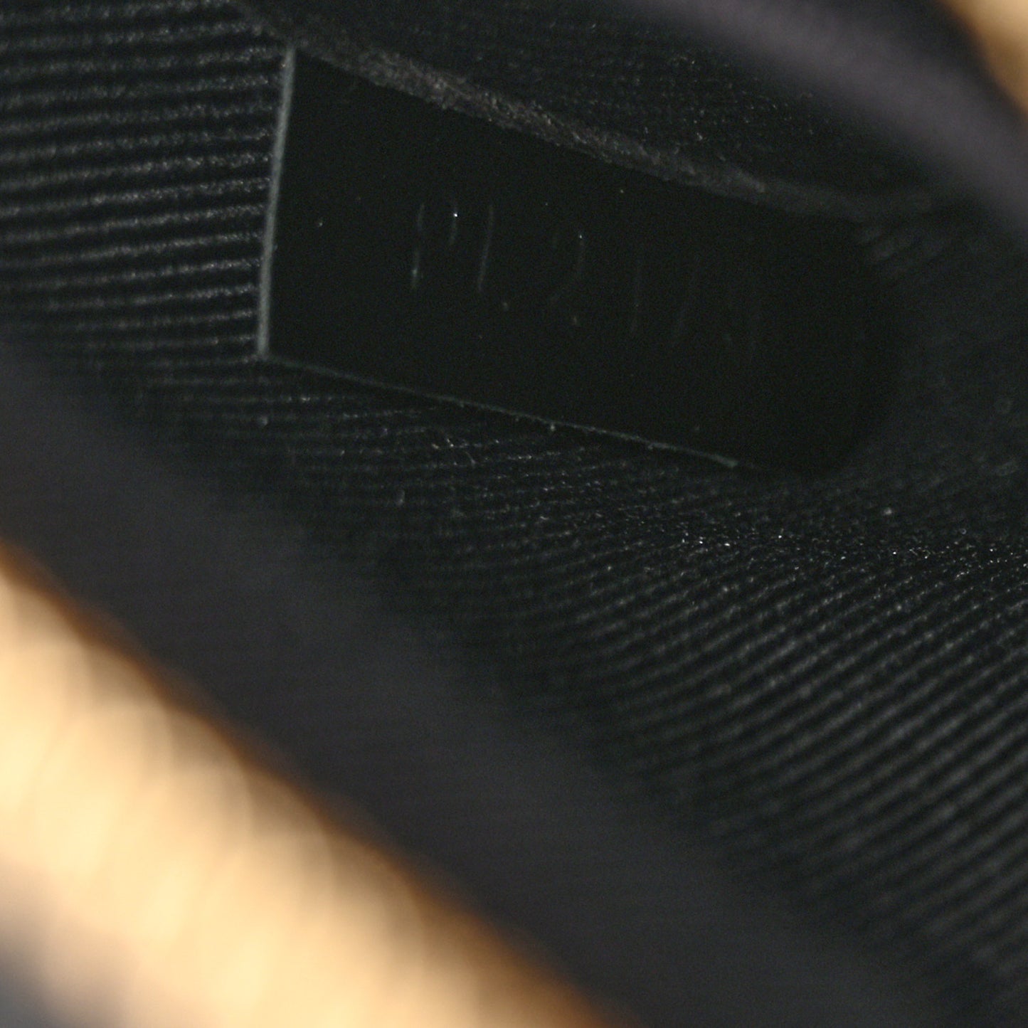 Vernis Belt Bag Black