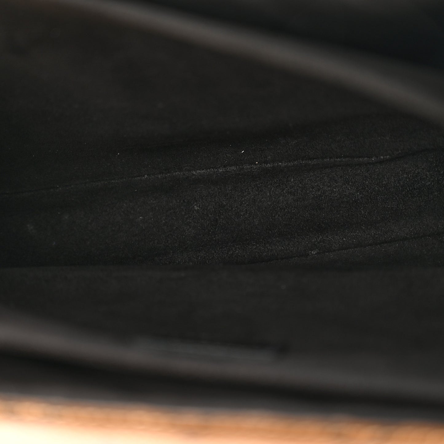 Reverse Monogram Pochette Metis