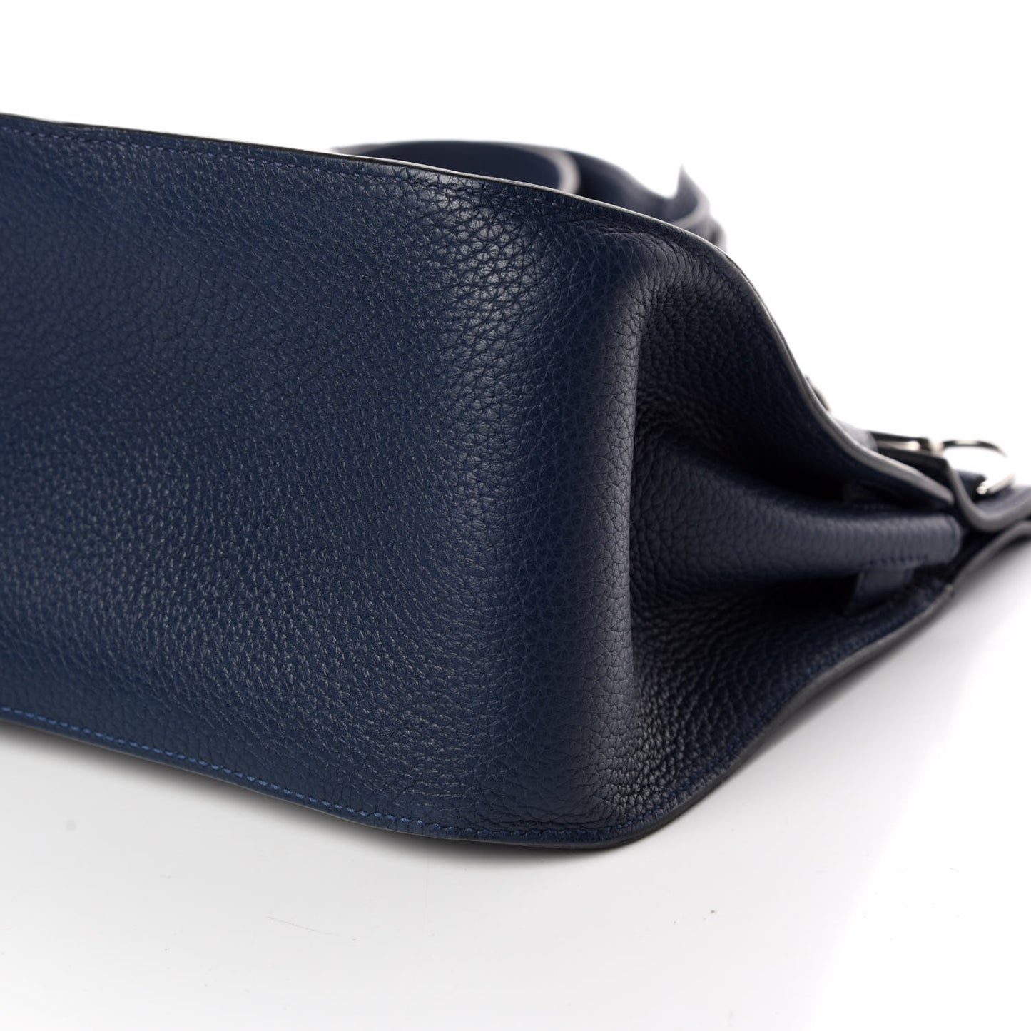 Taurillon Clemence Jypsiere 28 Bleu De Malte