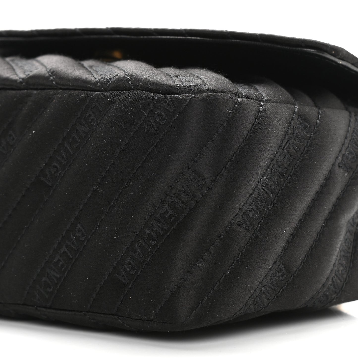 Satin Jacquard Logo Matelasse S BB Round Shoulder Bag Black