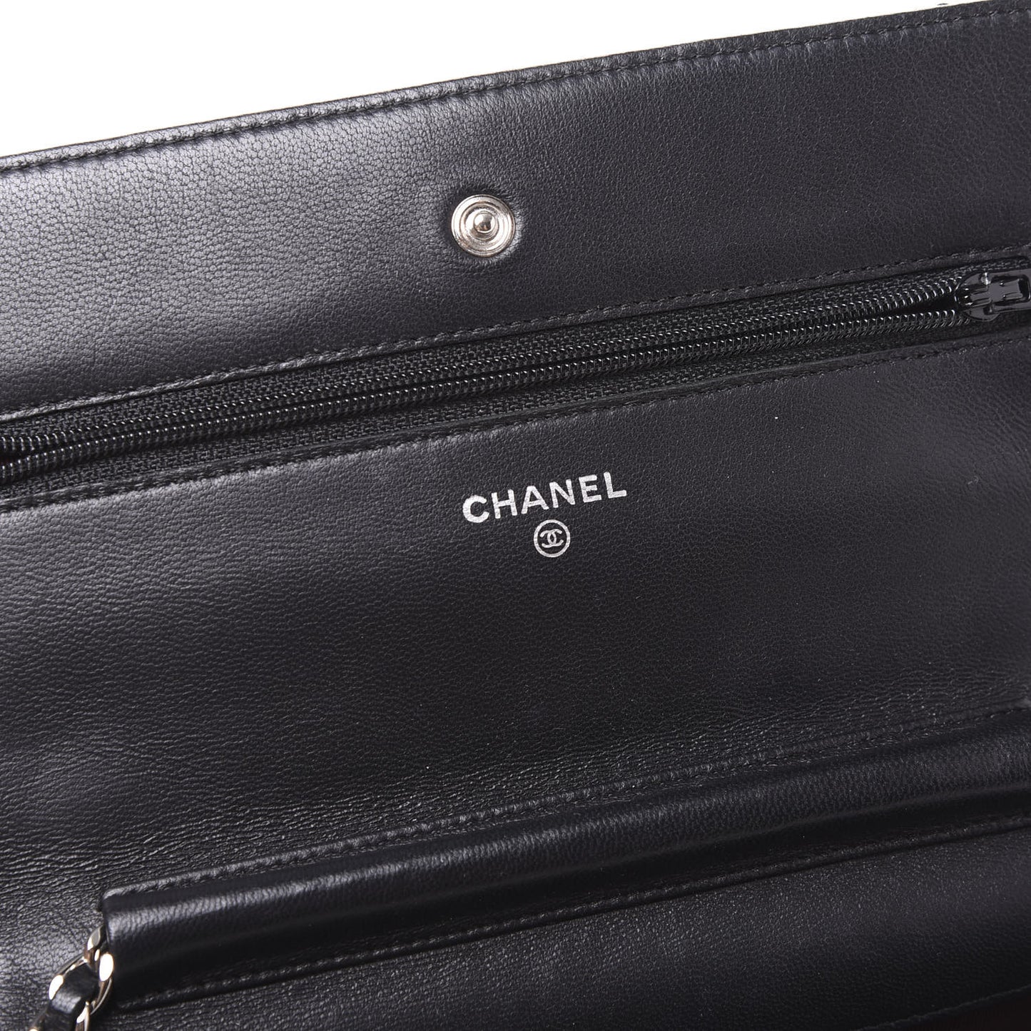 Lambskin Quilted Wallet On Chain WOC Black