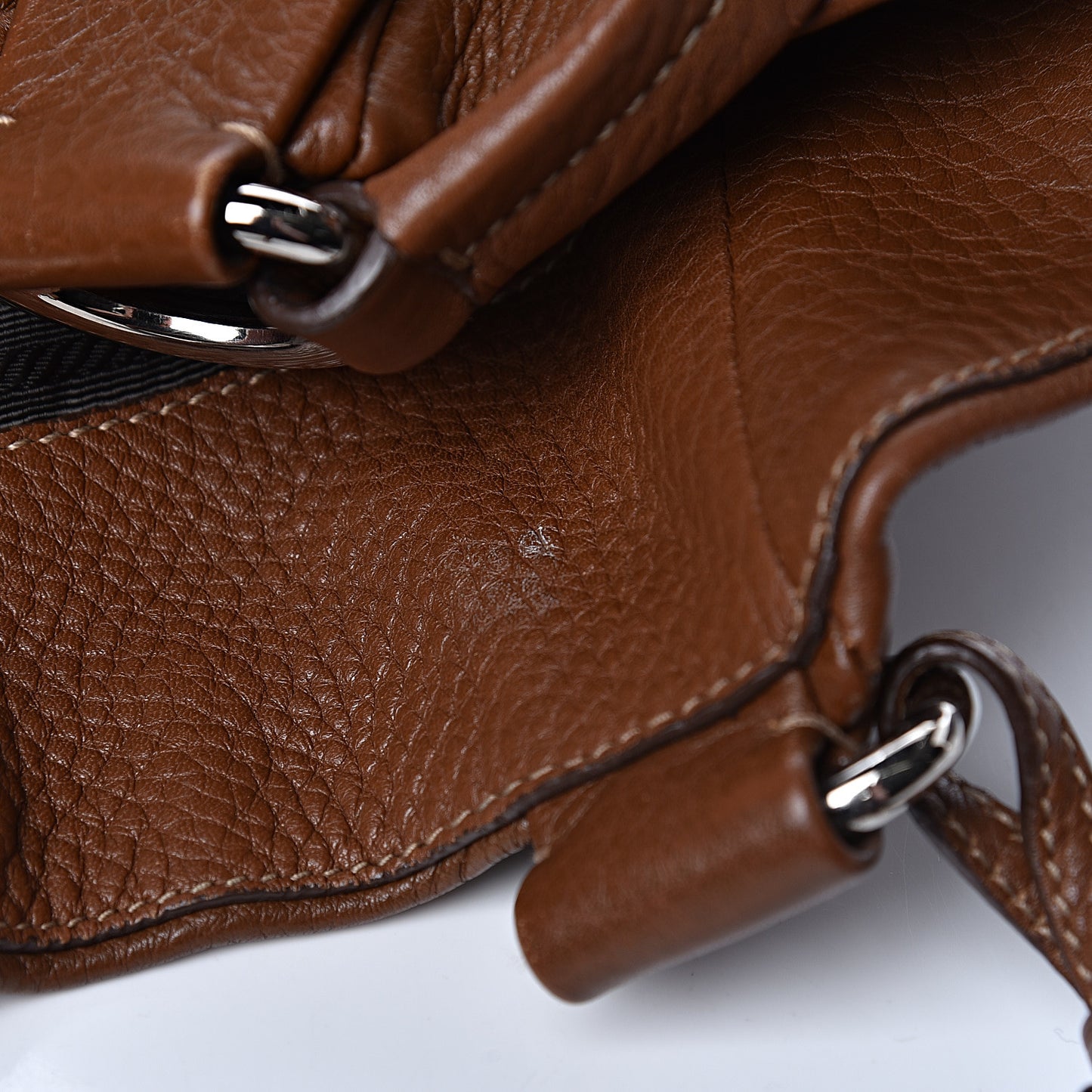 Vitello Daino Tote Nocciolo