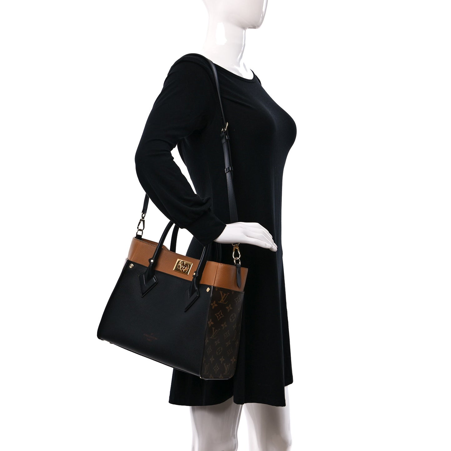 Calfskin Monogram On My Side Black