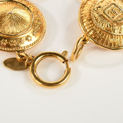 Chanel Medallion Bracelet Gold 3 of 5