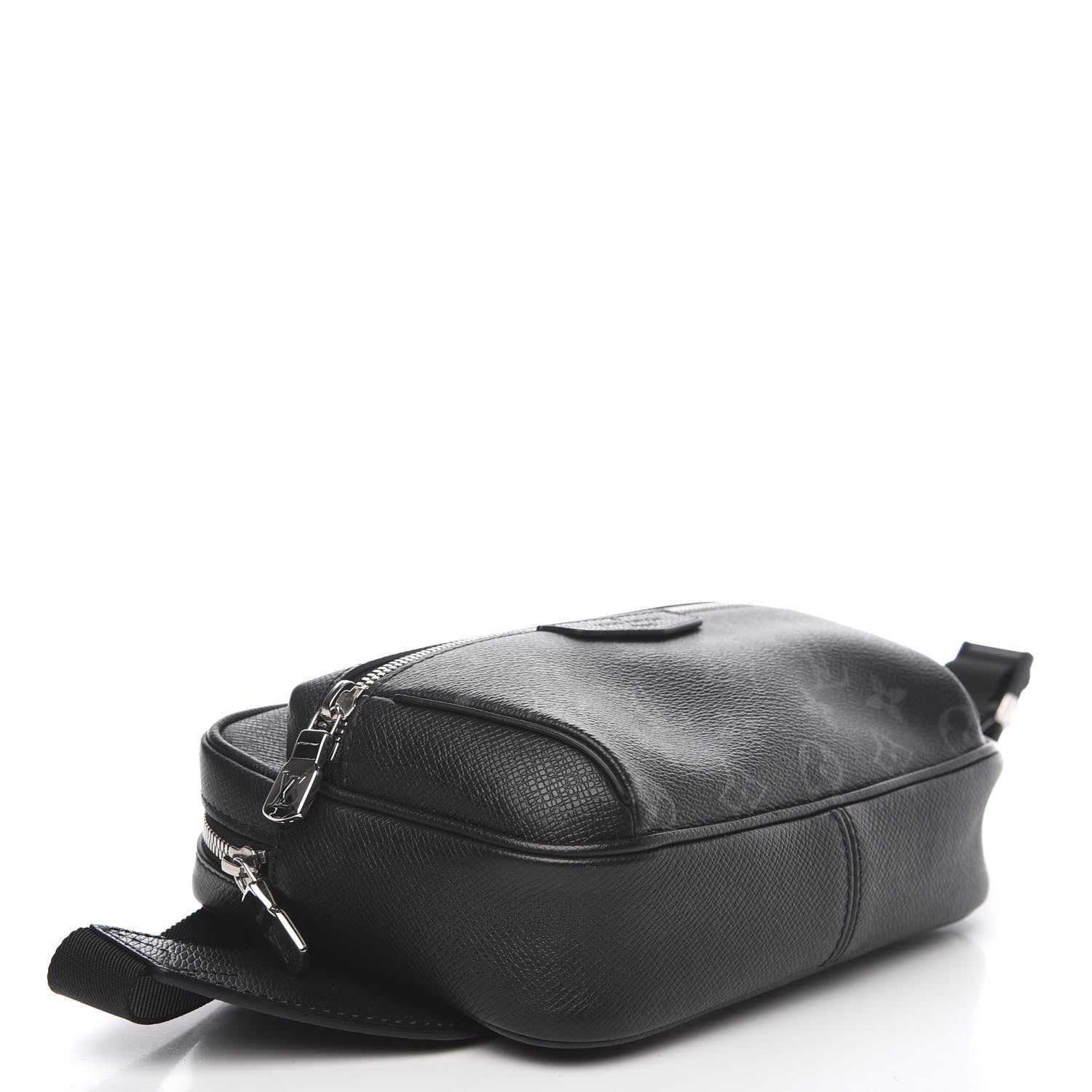 Louis Vuitton Taiga Monogram Outdoor Bumbag Black 3 of 10