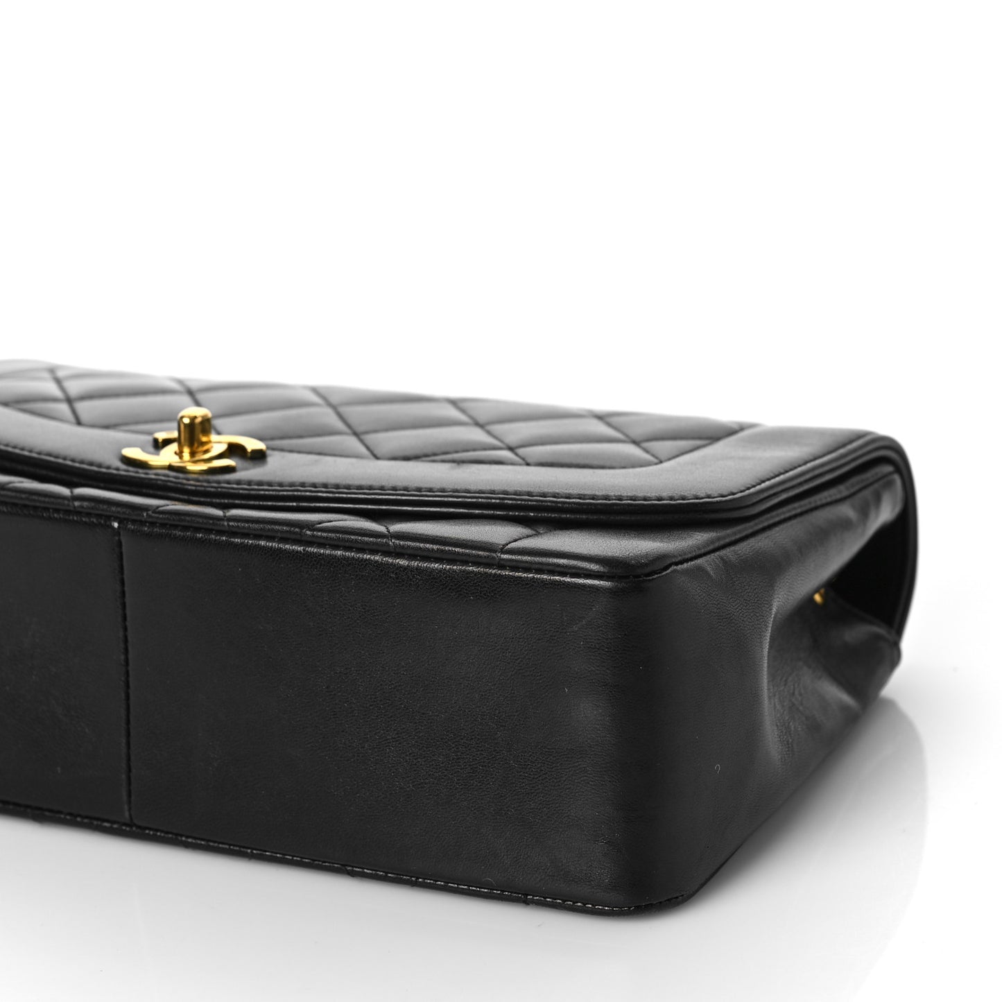 Lambskin Quilted Medium Single Flap Black