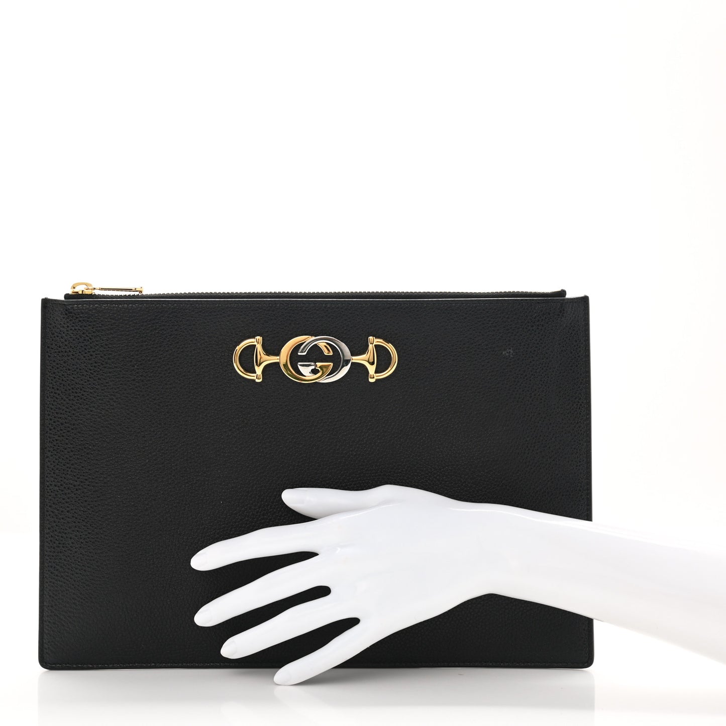 Grainy Calfskin Zumi Pouch Black