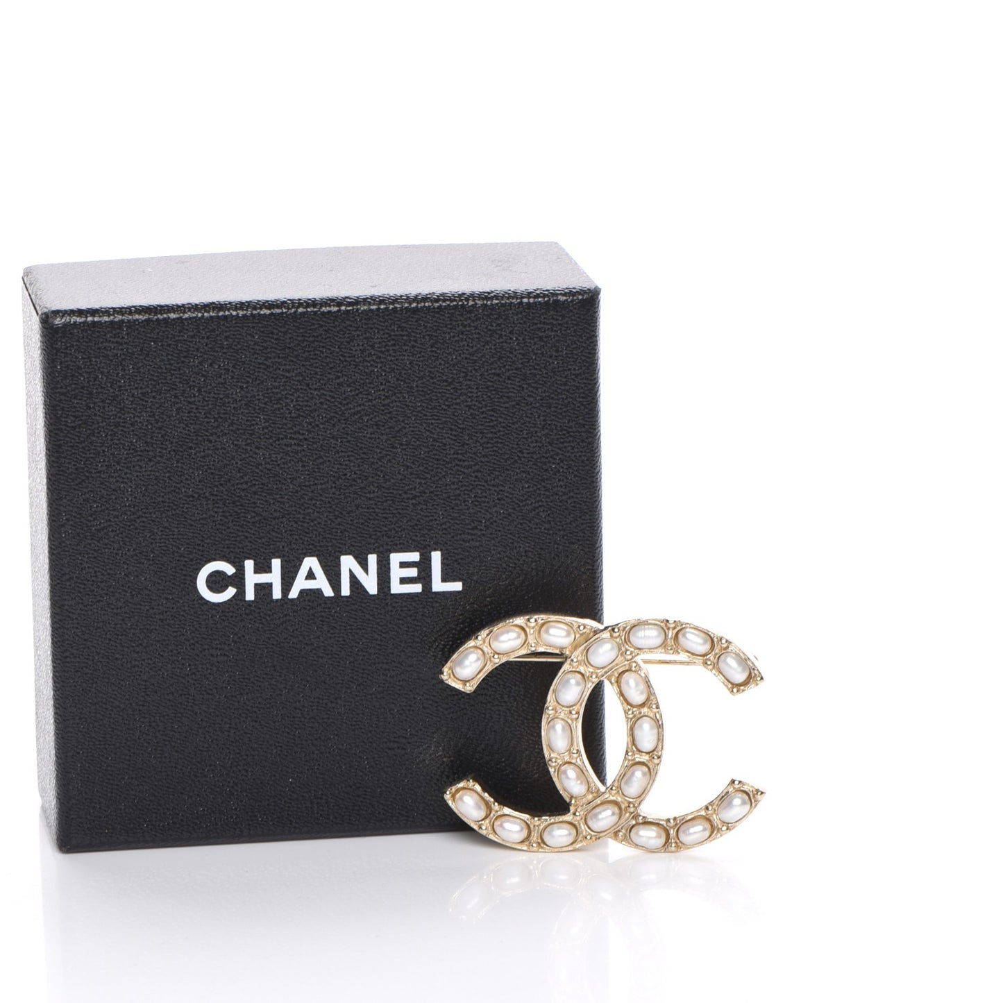 Pearl Large CC Brooch Gold