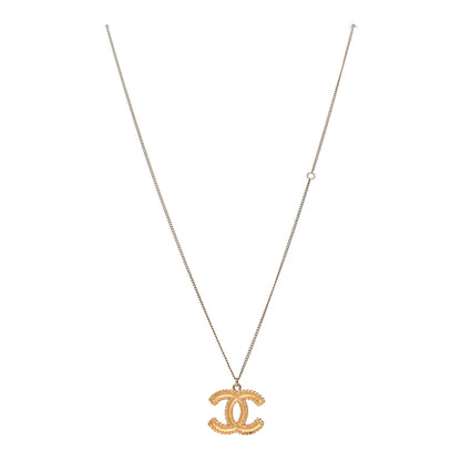 Chanel CC Necklace Matte Gold 3 of 5